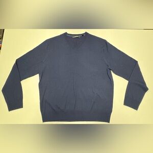 Saks Fifth Avenue 100% Merino Wool V-Neck Sweater Navy Blue New Condition Soft